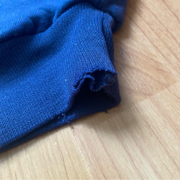 Vintage Russell Athletic Men’s Naturally Distressed Navy Crewneck Size XL - Picture 11 of 13